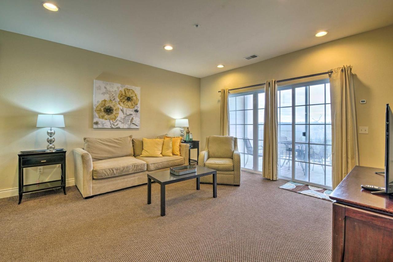 Inviting Branson Condo With Outdoor Dining Area Bagian luar foto