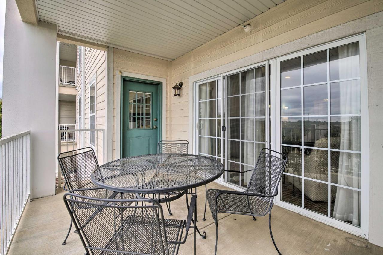 Inviting Branson Condo With Outdoor Dining Area Bagian luar foto